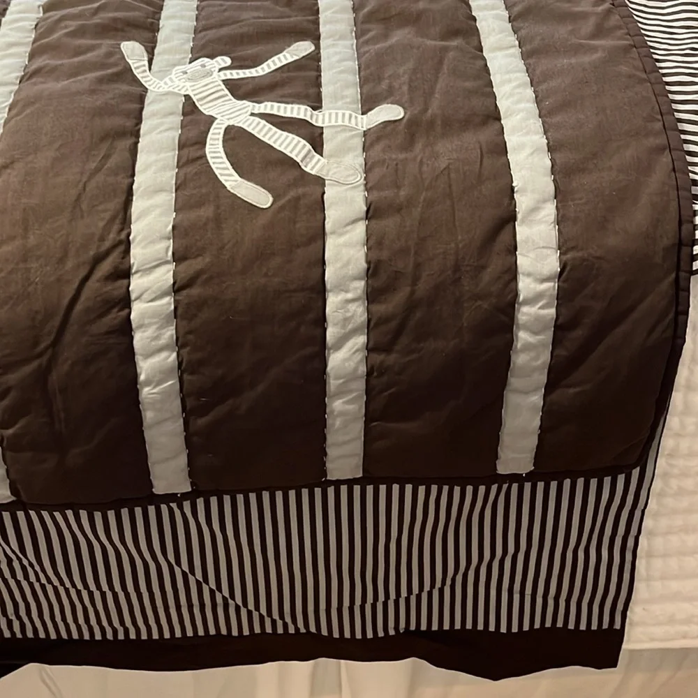 Pottery Barn Kids Playful Monkeys Crib or Toddler Bed Comforter & Bed Skirt